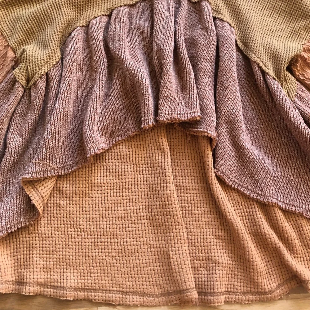 Pol Boho Ruffled Colorblock Hooded Top with Drawstring - Picture 7 of 7